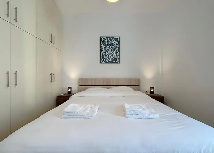 Santa Barbara C1 Cityscape 68Sqm Apt In Nea Smirni