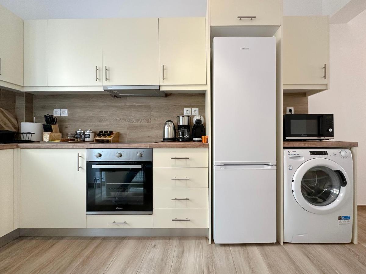 Apartment Santa Barbara C1 Cityscape 68sqm In Nea Smirni